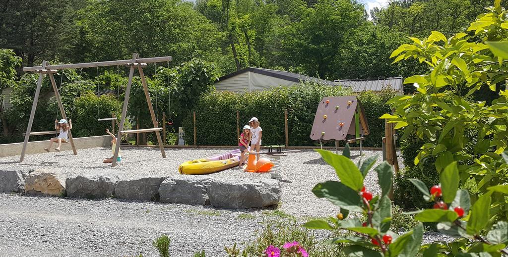 Camping Le Coin Charmant Chauzon Exterior foto