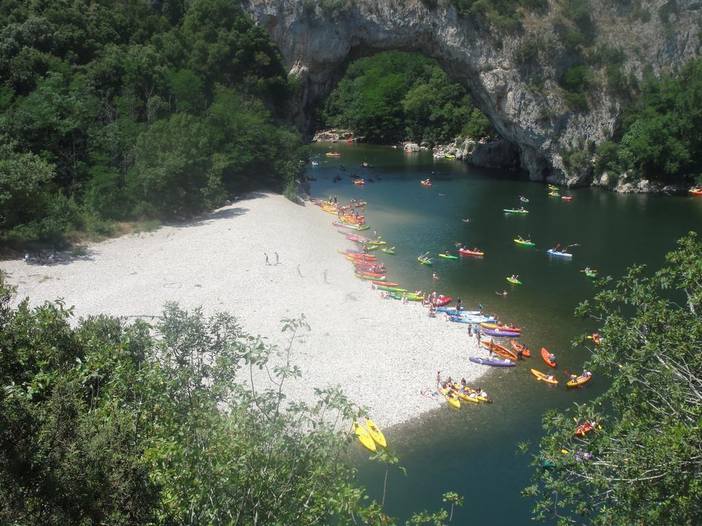 Camping Le Coin Charmant Chauzon Exterior foto